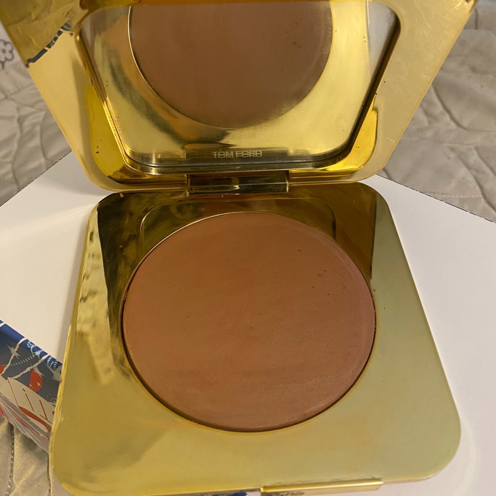 Tom Ford and Marc Jacobs Bronzers